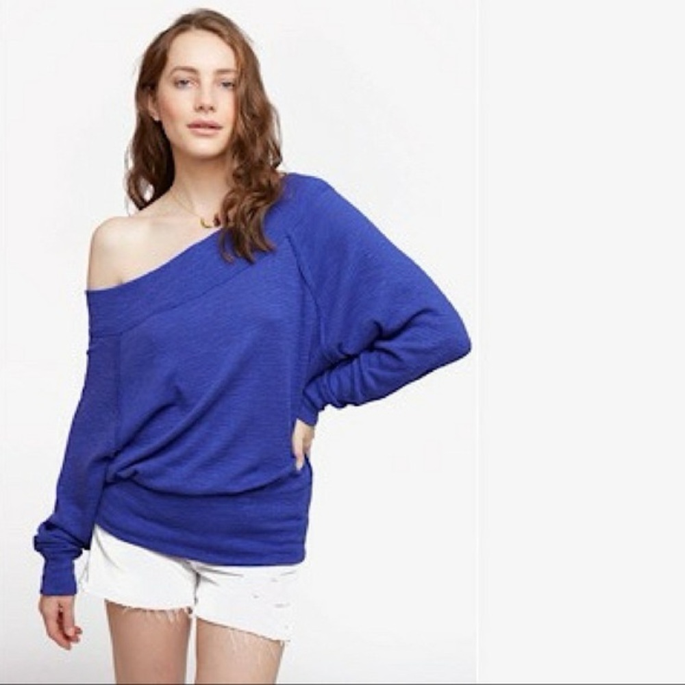 💙 We The Free blue Palisades off the shoulder top